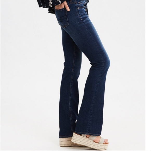 American Eagle Artist Jeans Size 4 Barely Worn - Picture 2 of 6